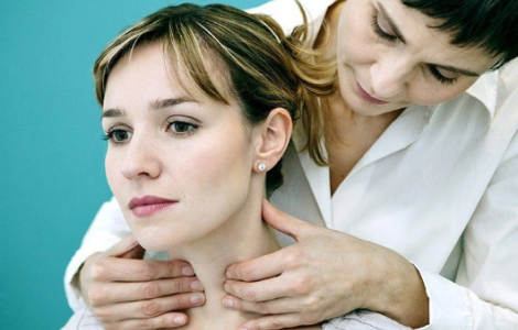  СИМПТОМЫ ПРИ БОЛЕЗНЯХ ЩИТОВИДНОЙ ЖЕЛЕЗЫ